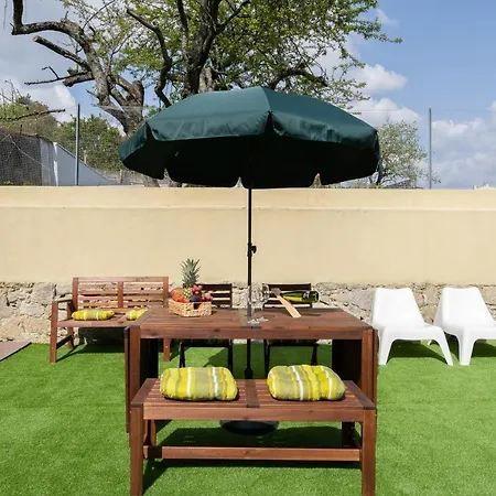 Amazing Peaceful Duplex W/ Garden * Порту