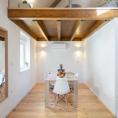 Amazing Peaceful Duplex W/ Garden Порту