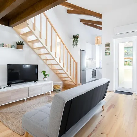 アパート Amazing Peaceful Duplex W/ Garden *