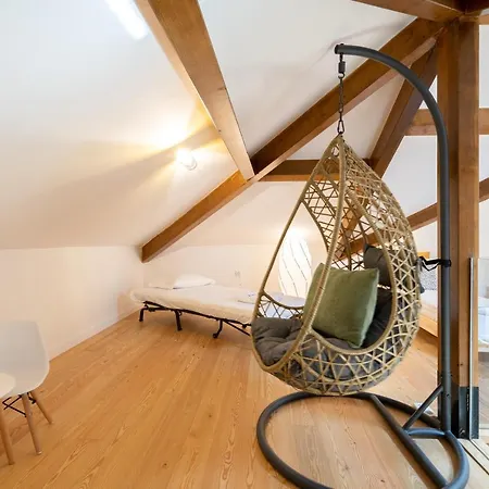 Amazing Peaceful Duplex W/ Garden * ポルト