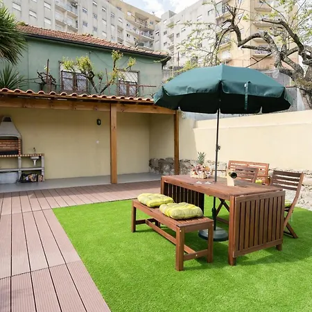 Amazing Peaceful Duplex W/ Garden アパート *