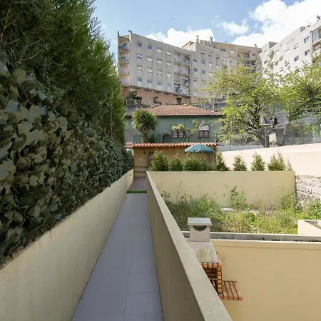 アパート Amazing Peaceful Duplex W/ Garden