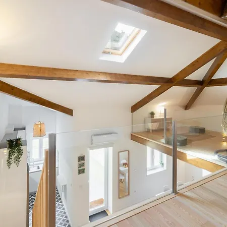 アパート Amazing Peaceful Duplex W/ Garden ポルト