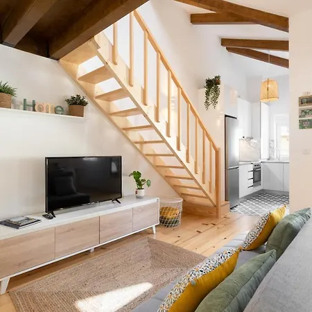 アパート Amazing Peaceful Duplex W/ Garden *