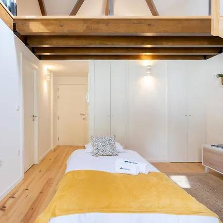 Amazing Peaceful Duplex W/ Garden アパート *