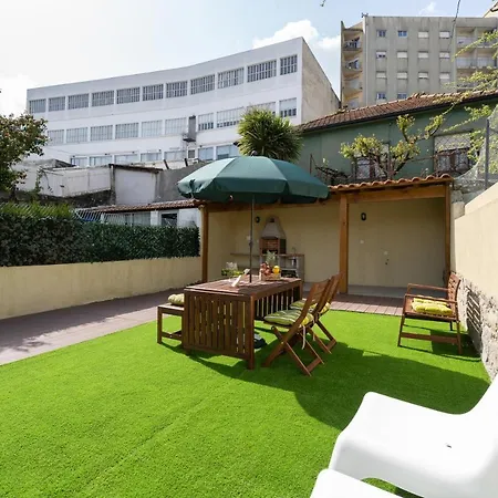 Amazing Peaceful Duplex W/ Garden * 포르투